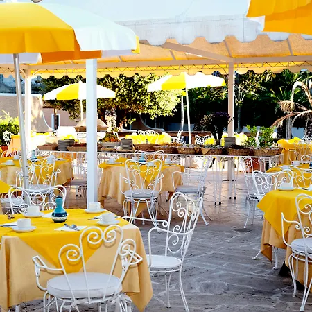 Parco Delle Agavi 호텔 4*