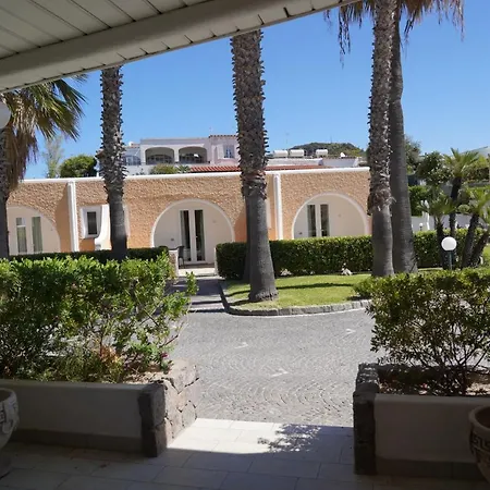 מלון Parco Delle Agavi