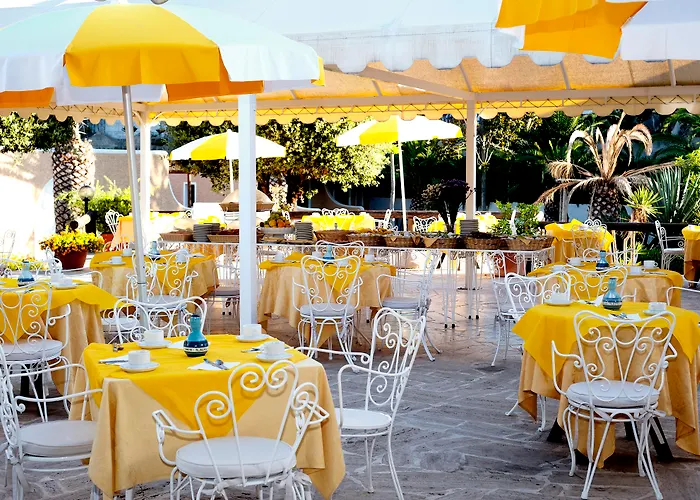 Parco Delle Agavi 酒店 4*